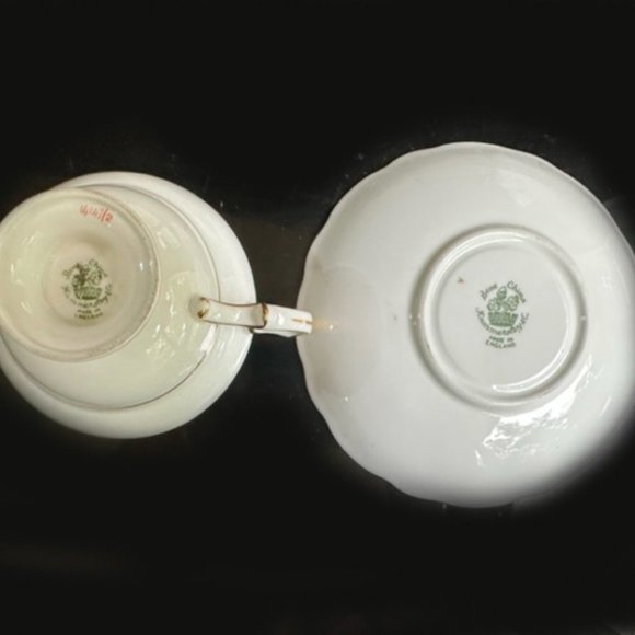 Vintage Hammersley Red / Gold Floral Teacup & Sauce - Picture 4 of 5